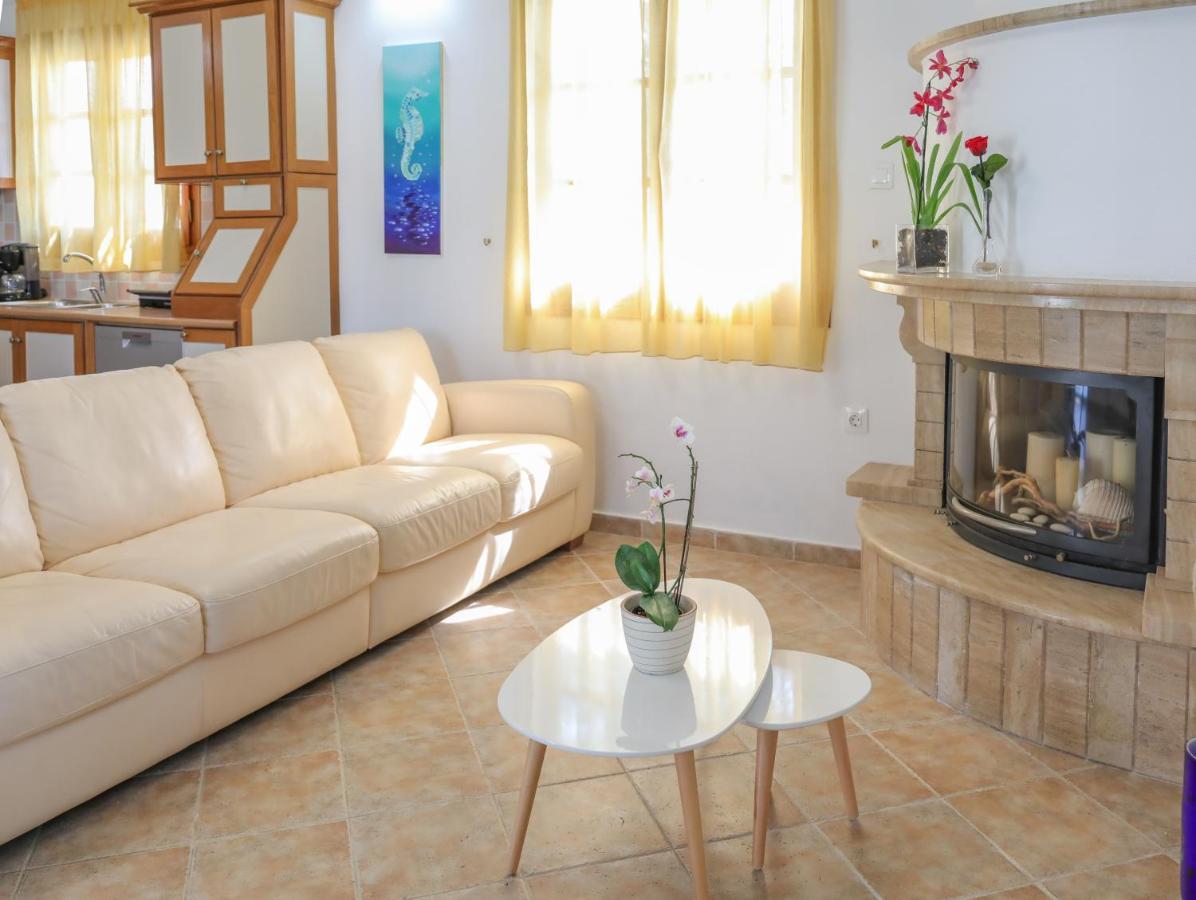 Georgia Villas スキアトスタウン エクステリア 写真